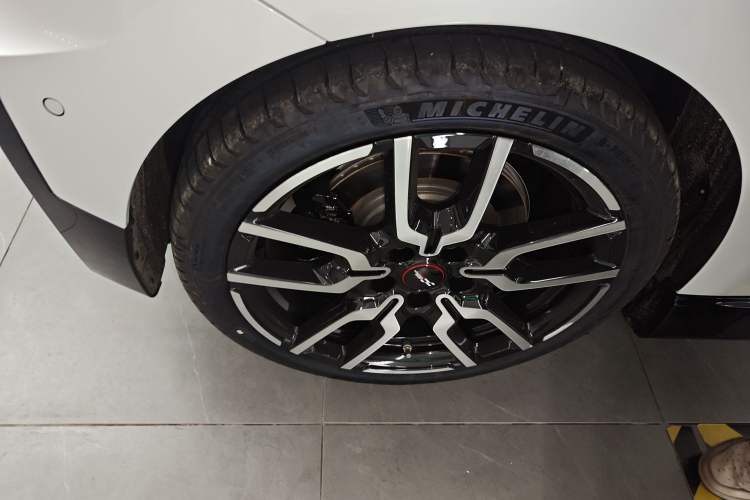 Used MINI Electric MINI COOPER 2024 452km COOPER SE Racing Driver