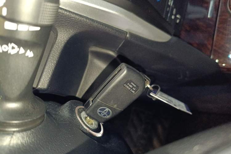 Used Toyota Camry 2015 2.0G Premier Edition