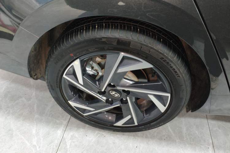 Used Hyundai Elantra 2023 1.5L CVT GLX Elite Edition Right Rear Wheel Hub