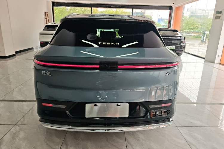 Used Zeekr 7X 2025 75 kWh Rear-Wheel Drive Intelligent Driving Version
