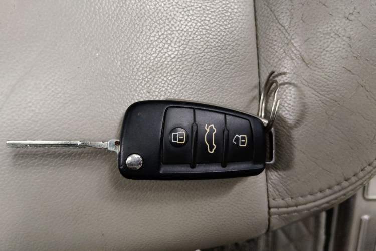 Used Audi A6L 2011 2.0 TFSI Automatic Standard Edition Vehicle Key