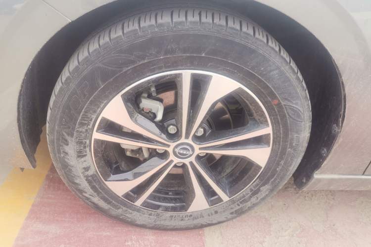 Used Nissan Sylphy 2023 1.6L CVT Enjoyment Edition Exterior 4