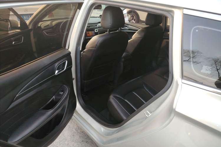 Used Roewe Ei5 2018 Internet Flagship Edition Left Rear Seat