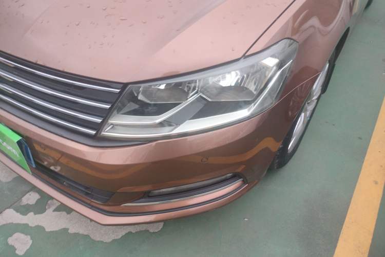 Used Volkswagen Gran Lavida 2015 230TSI DSG Comfort Edition
