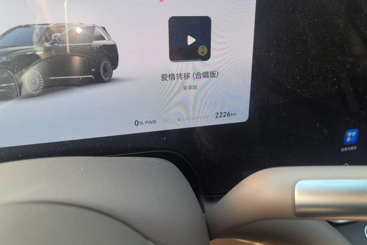 Used Hima AITO M9 2025 All-Electric Ultra Version 100 kWh 5-Seater Model Odometer Close Up