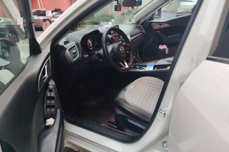 Used Mazda Mazda 3 Axela 2017 Sedan 1.5L Automatic Luxury Model Emission Standard China V
