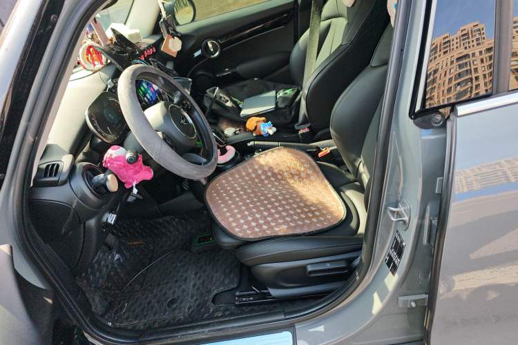 Used MINI MINI 2022 Updated 2.0T COOPER S Classic Edition Five-Door Version