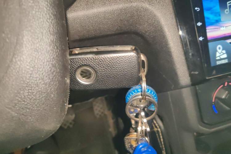 Used Volkswagen Jetta 2017 1.5L Manual Fashion Edition