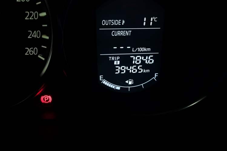 Used Mazda CX-5 2015 2.0L Automatic Two-Wheel Drive Urban Version