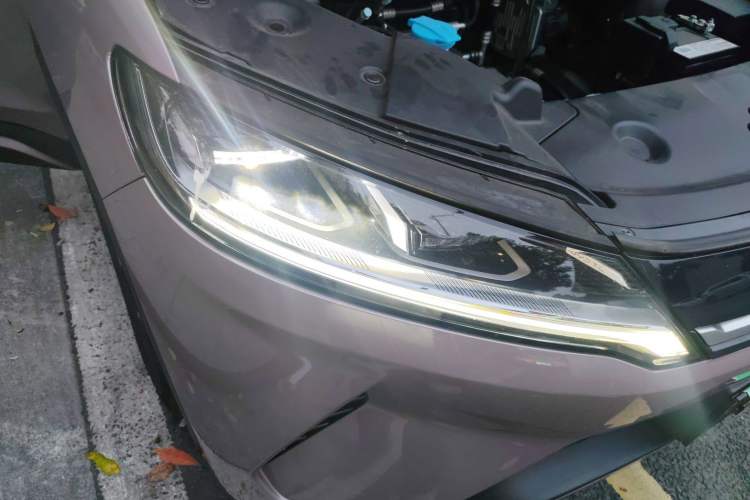 Used BYD Yuan UP 2024 401KM Leading Edition
