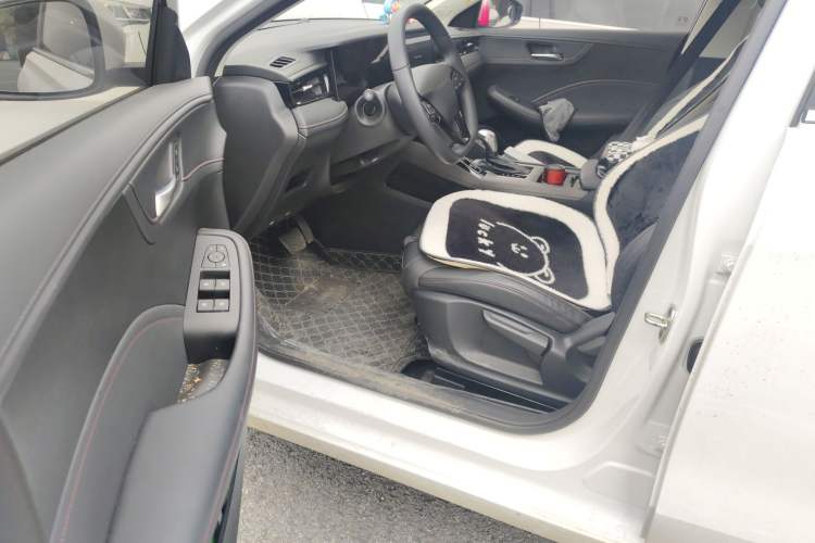 Used Roewe i5 2024 1.5L CVT Luxury Edition Driver Seat