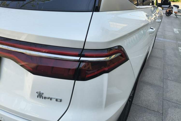 Used BYD Song Pro 2019 1.5T Automatic Elite Edition Right Rear Taillight