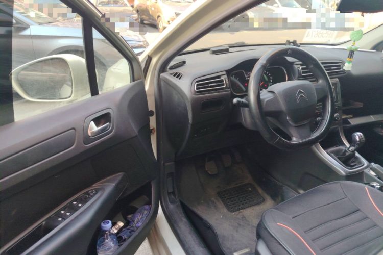 Used Citroen C4 Sega 2016 1.6L Manual Comfort Model Driver Seat