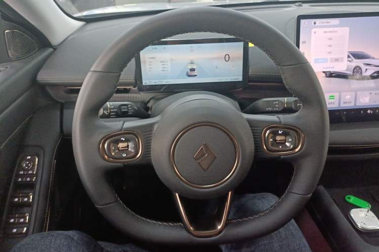 Used Baojun Enjoy 2025 Plug-in Hybrid 140km Luxury Edition Steering Wheel