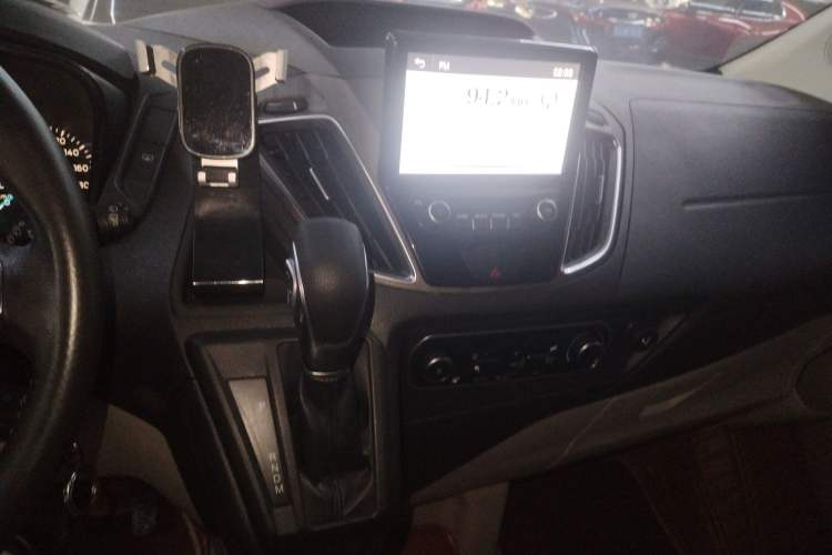 Used Ford Tourneo Custom 2017 2.0T Automatic Elite Version