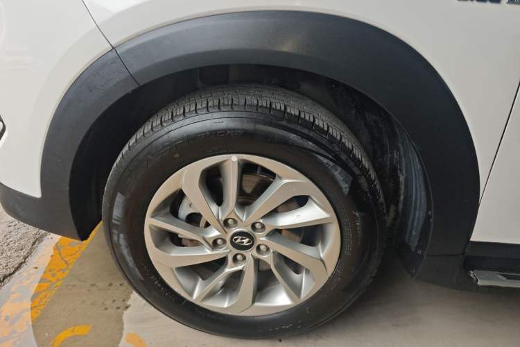 Used Hyundai Tucson 2015 1.6T Dual-Clutch Two-Wheel-Drive Smart Model