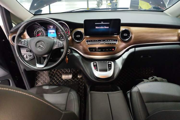 Used Mercedes-Benz V-Class 2020 V 260 Prestige Edition