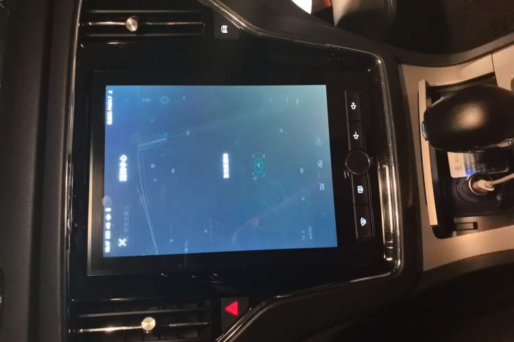 Used Roewe RX5 New Energy 2017 eRX5 50T Hybrid Connected Prestige Flagship Edition