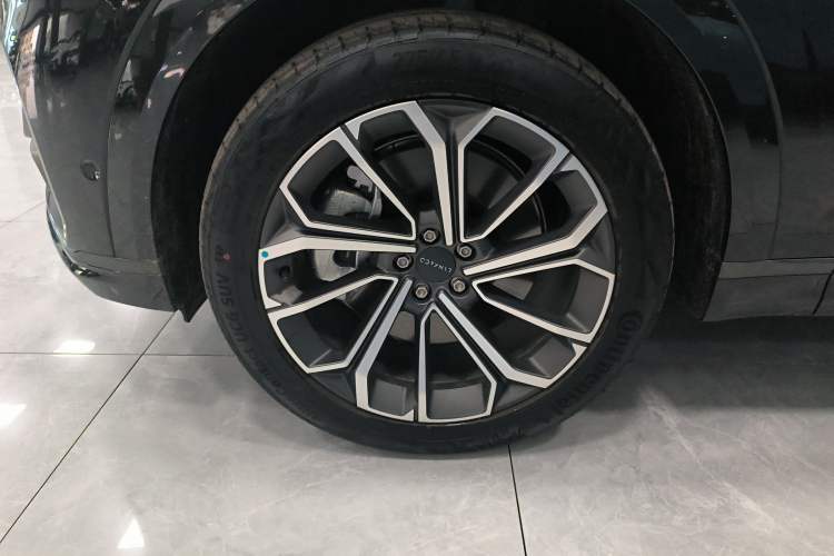 Used Lynk & Co 09 EM-P 2025 2.0TD EM-P Four-Wheel Drive Max Five Seats Exterior 2