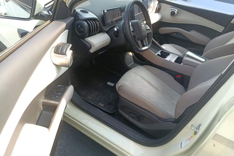 Used BYD Yuan PLUS 2025 Intelligent Driving Version 510 KM Beyond-Grade Edition