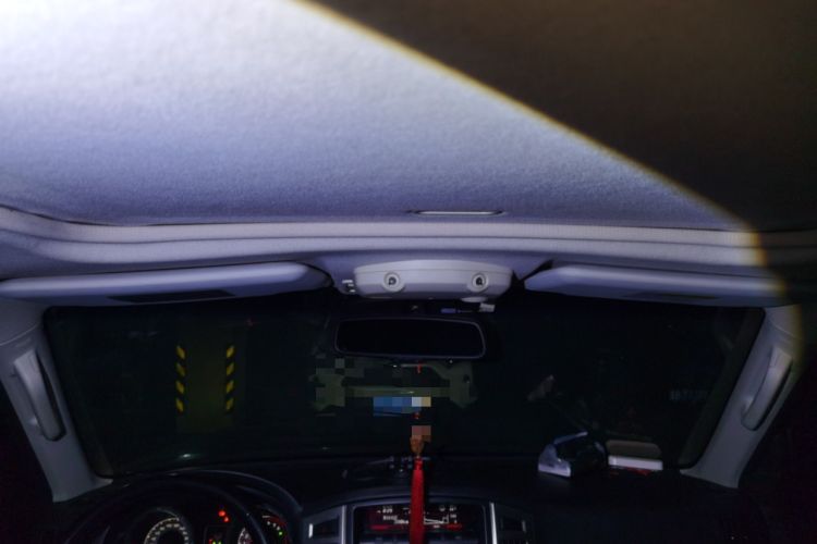 Used Mitsubishi Pajero 2016 3.0L Automatic Luxury Version China V Standard Headliner