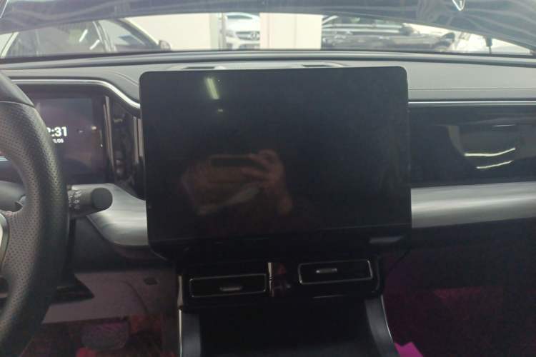 Used GAC Trumpchi GS8 2022 Linghang Series 2.0 TGDI Two-Wheel-Drive Luxury Smart Connectivity Version (7 Seats)