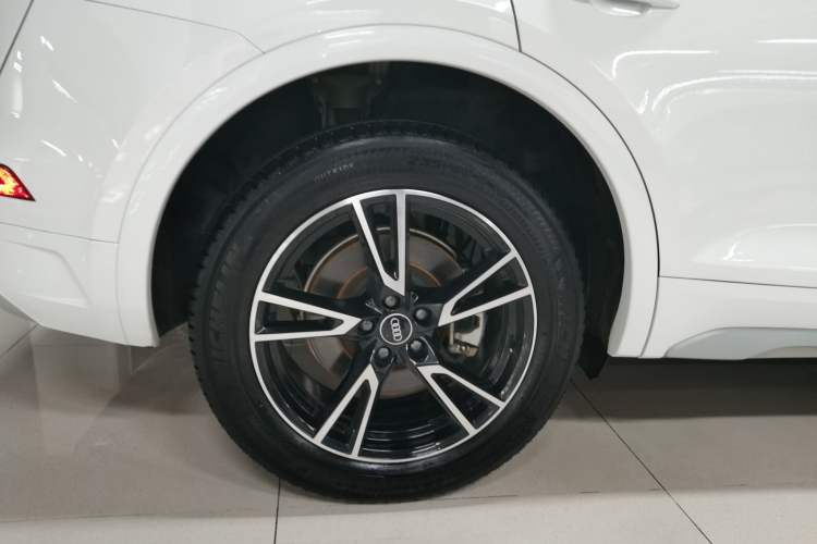 Used Audi Q5L 2022 40T Fashionable and Dynamic Model