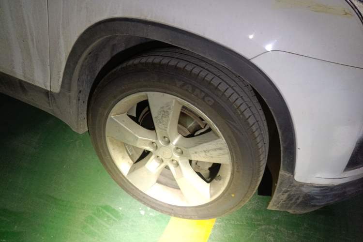 Used Chevrolet Trax 2014 1.4T Automatic Two-Wheel Drive Luxury Model Exterior 1