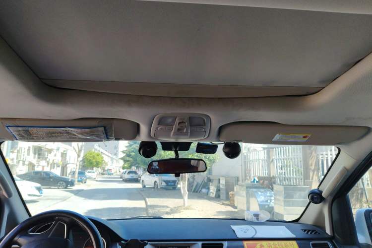 Used SAIC MAXUS G10 2018 PLUS 1.9T Manual Elite Edition Diesel Headliner