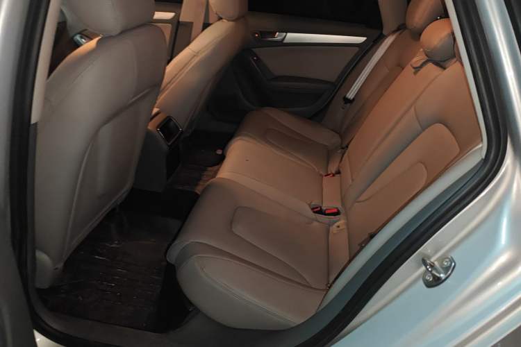 Used Audi A4L 2013 35 TFSI Automatic Standard Model Left Rear Seat
