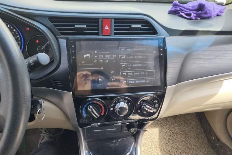 Used Honda Crider 2016 1.8L Manual Comfort Version Audio And AC Panel