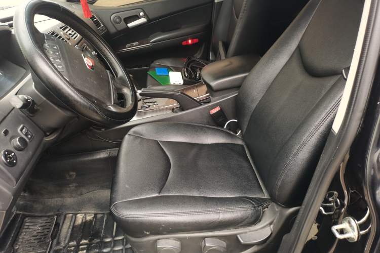 Used Roewe W5 2014 1.8T 2WD Automatic Tharu Special Edition
