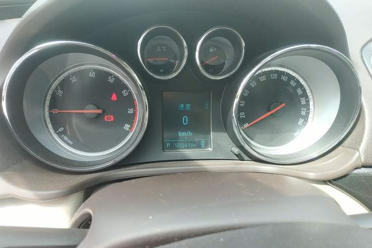 Used Buick Regal 2014 2.0L Leading Fashion Edition Instrument Cluster