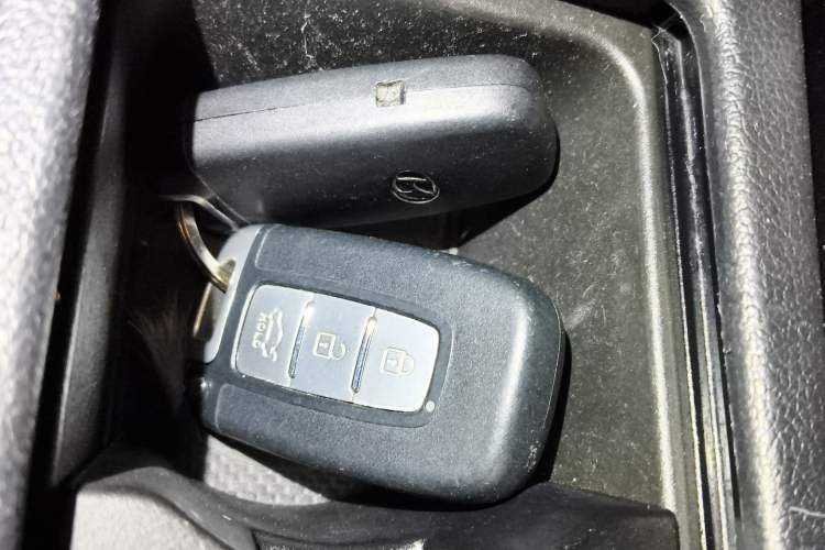 Used Hyundai Elantra (5th Generation / Langdong) 2013 1.6L Automatic Leading Model