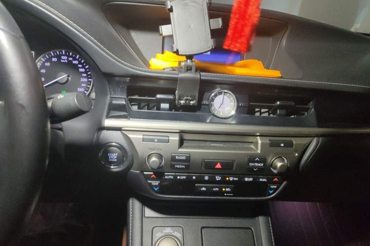 Used Lexus ES 2015 200 Elite Edition Audio And AC Panel