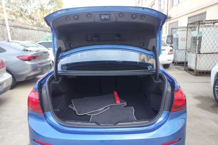 Used BMW 1 Series 2017 118i Design Package Model