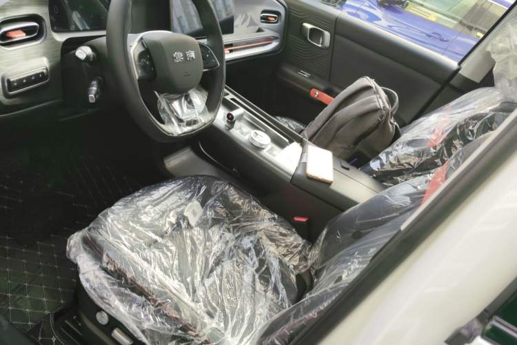 Used BAIC Off-Road BJ30 2026 Model Traveler 1.5T Hybrid Advanced Version