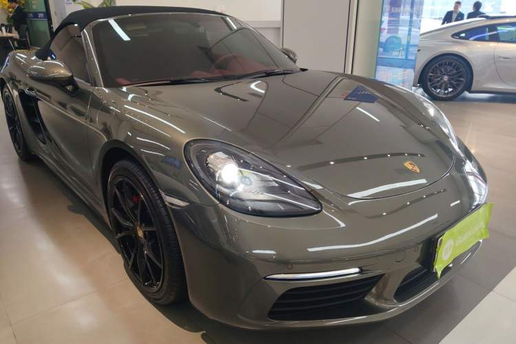 Used Porsche 718 2020 Boxster 2.0T
