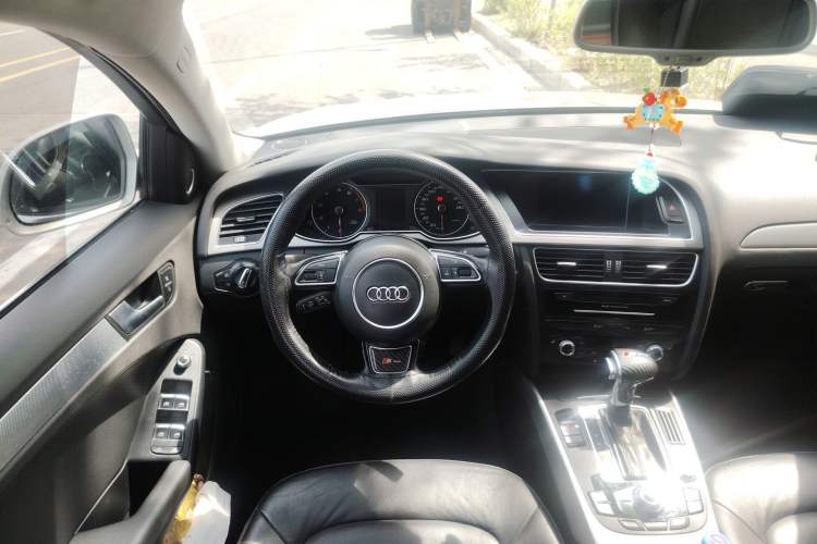 Used Audi A4 2014 40 TFSI allroad quattro plus version
