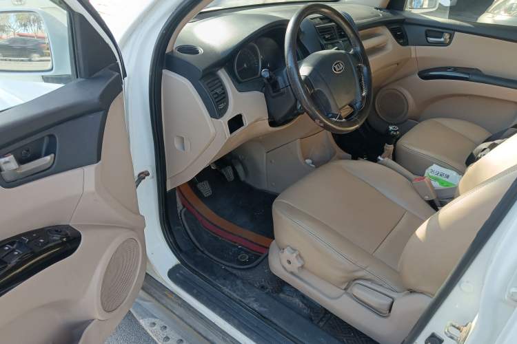 Used Kia Sportage 2013 2.0L Manual Two-Wheel Drive GL Trim