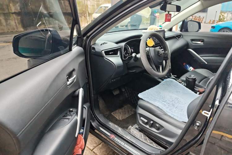 Used Toyota FRONTLANDER 2022 2.0L CVT Luxury Edition