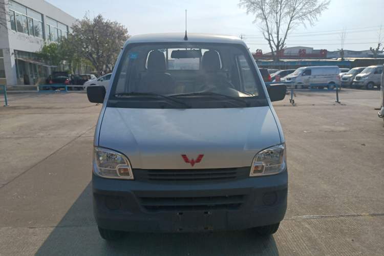 Used Wuling Zhiguang Small Truck 2020 1.2L Single Cab Front