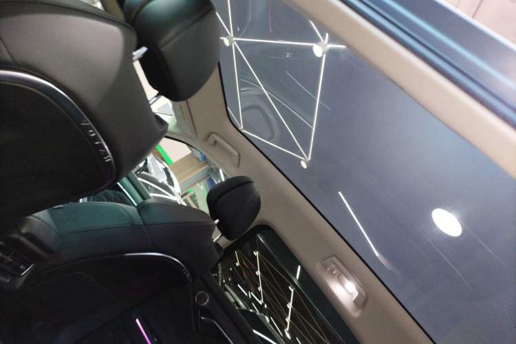 Used VOYAH FREE 2021 Four-Wheel Drive Standard Range-Extended Exclusive Luxury Package