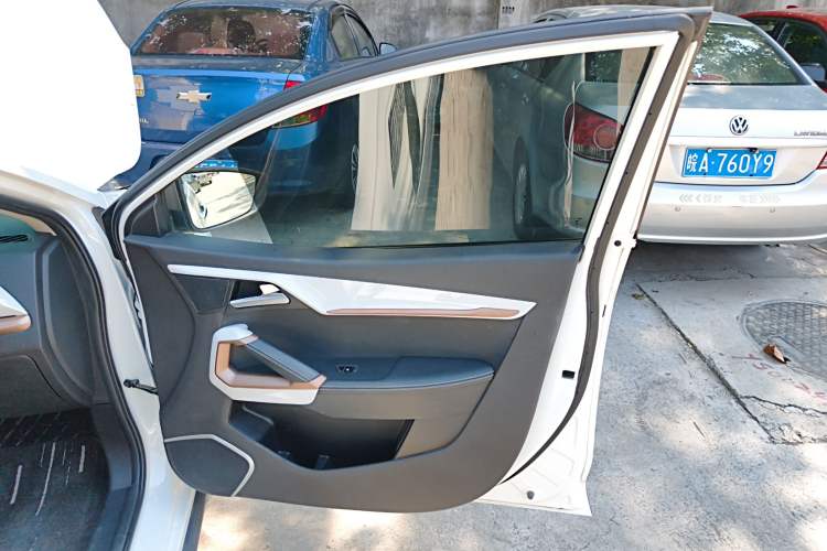 Used SOL E20X 2020 Heartbeat Edition