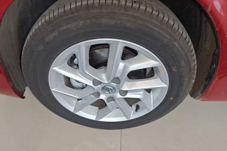 Used Nissan Tiida 2024 1.6L CVT Cool Dynamic Edition