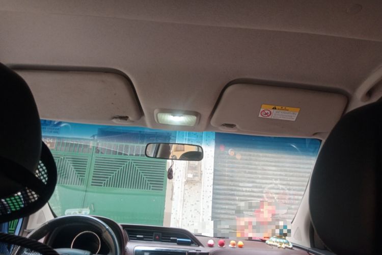 Used Venucia M50V 2017 1.6L XL CVT Luxury Edition
