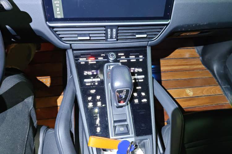 Used Porsche Cayenne 2019 Cayenne Coupé 3.0T
