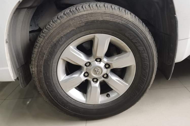 Used Toyota Prado 2016 2.7L Automatic Standard Edition
