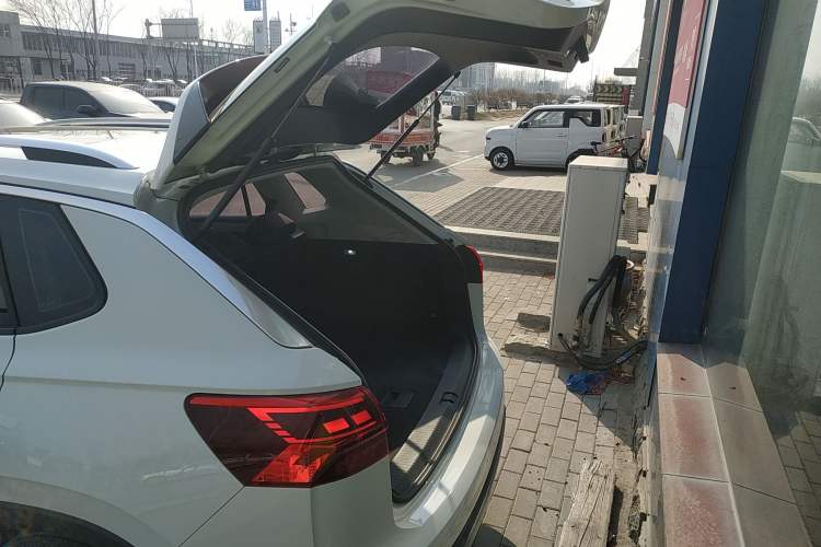 Used Volkswagen Tayron 2021 330TSI Two-Wheel Drive Luxury Smart Connectivity Version Trunk