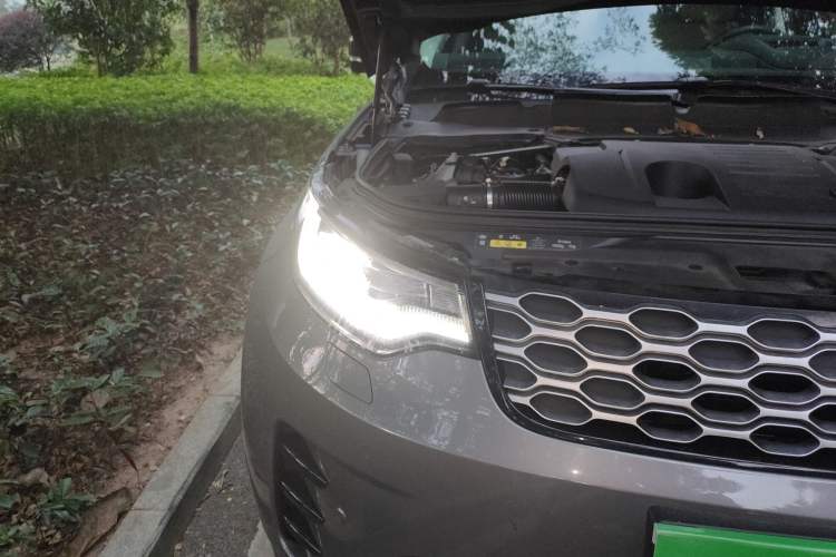 Used Land Rover Discovery 2023 Updated Version 360 PS Metropolitan Edition